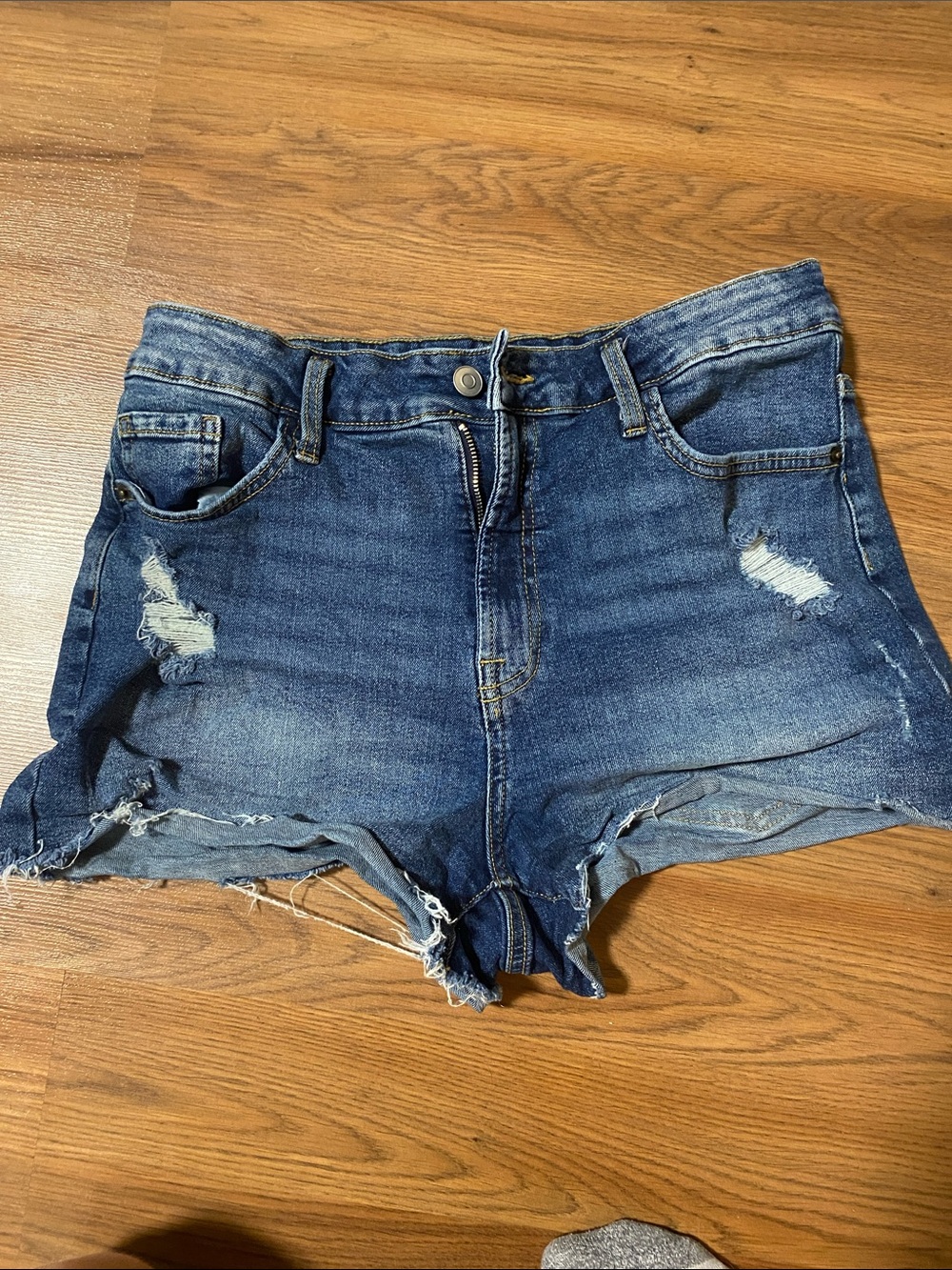 ✨8/$10. George  Denim Distressed High-Rise Women’s Shorts - size  10